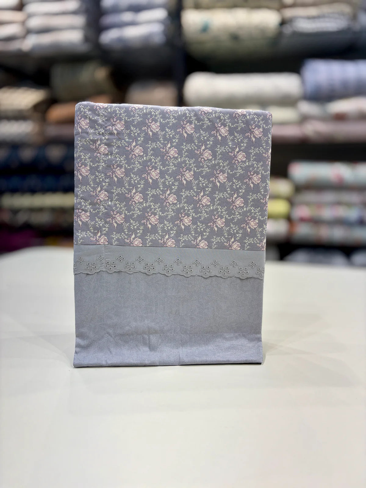 Fitted Bedsheet Pure Cotton with (2 Pillow Covers) 108 by 108 inch